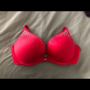 Victoria Secret Plunge